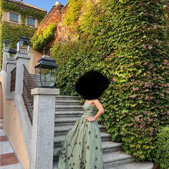 Elegant Green Floral Maxi Dress - Picture 2 of 2